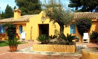Rustic styled villa with paddock and stables for sale in Marbella at the Costa del Sol 6