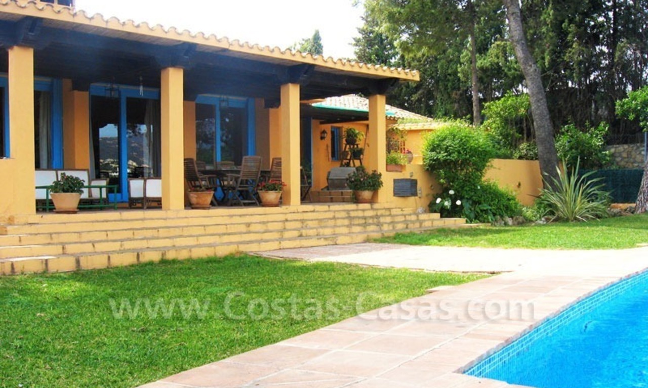 Rustic styled villa with paddock and stables for sale in Marbella at the Costa del Sol 15