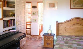 Rustic styled villa with paddock and stables for sale in Marbella at the Costa del Sol 26
