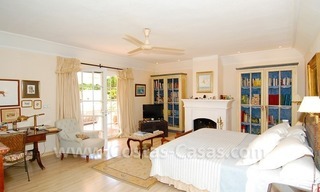 Totally renovated detached villa nearby the beach for sale in Marbella 19