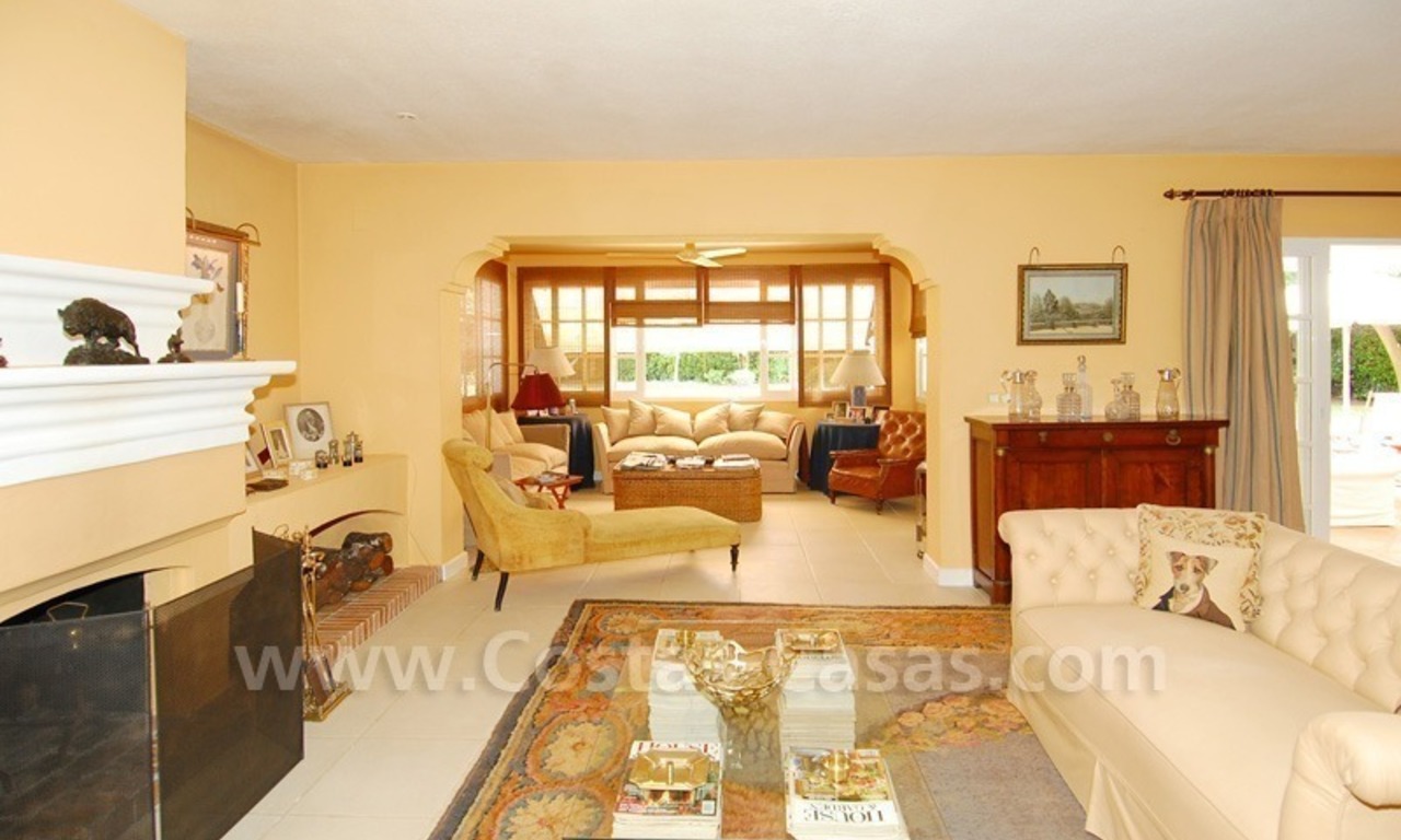 Totally renovated detached villa nearby the beach for sale in Marbella 14