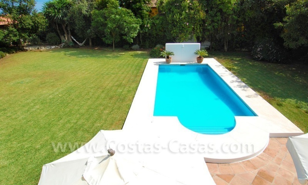 Totally renovated detached villa nearby the beach for sale in Marbella 6