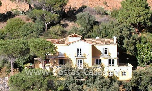 Luxury villa for sale in the area of Marbella – Benahavis 