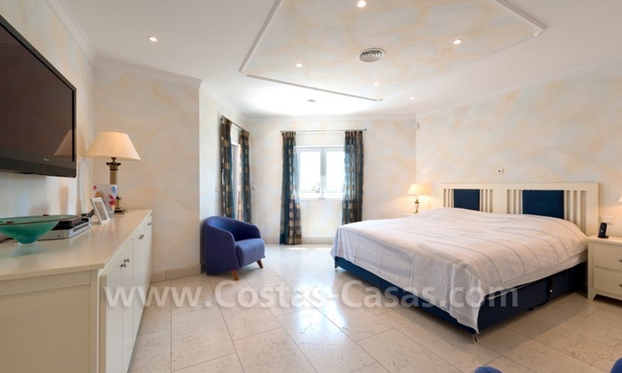 Luxury villa for sale in Marbella east 18