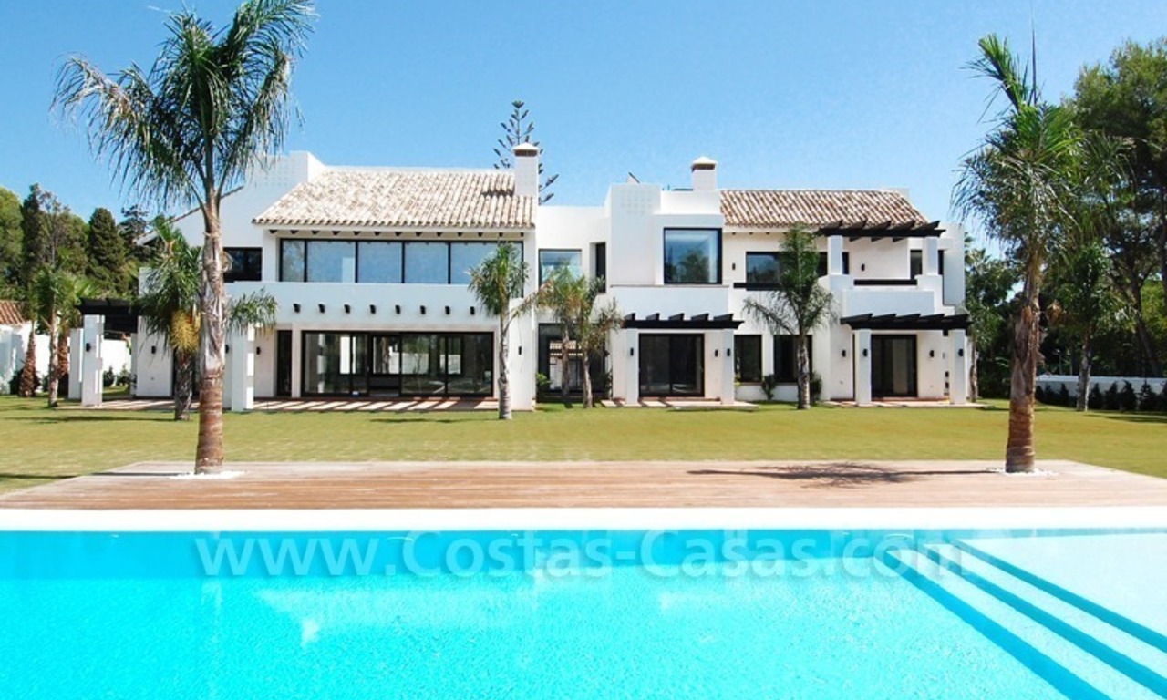 New front line golf contemporary villa nearby the beach for sale in Marbella 0