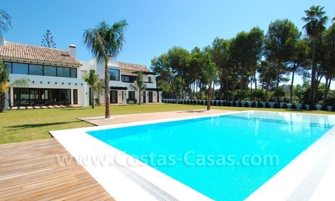 New front line golf contemporary villa nearby the beach for sale in Marbella 2