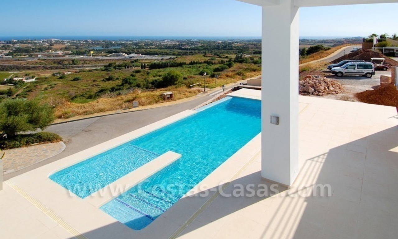 Exclusive contemporary villa for sale in the area of Marbella - Benahavis 12