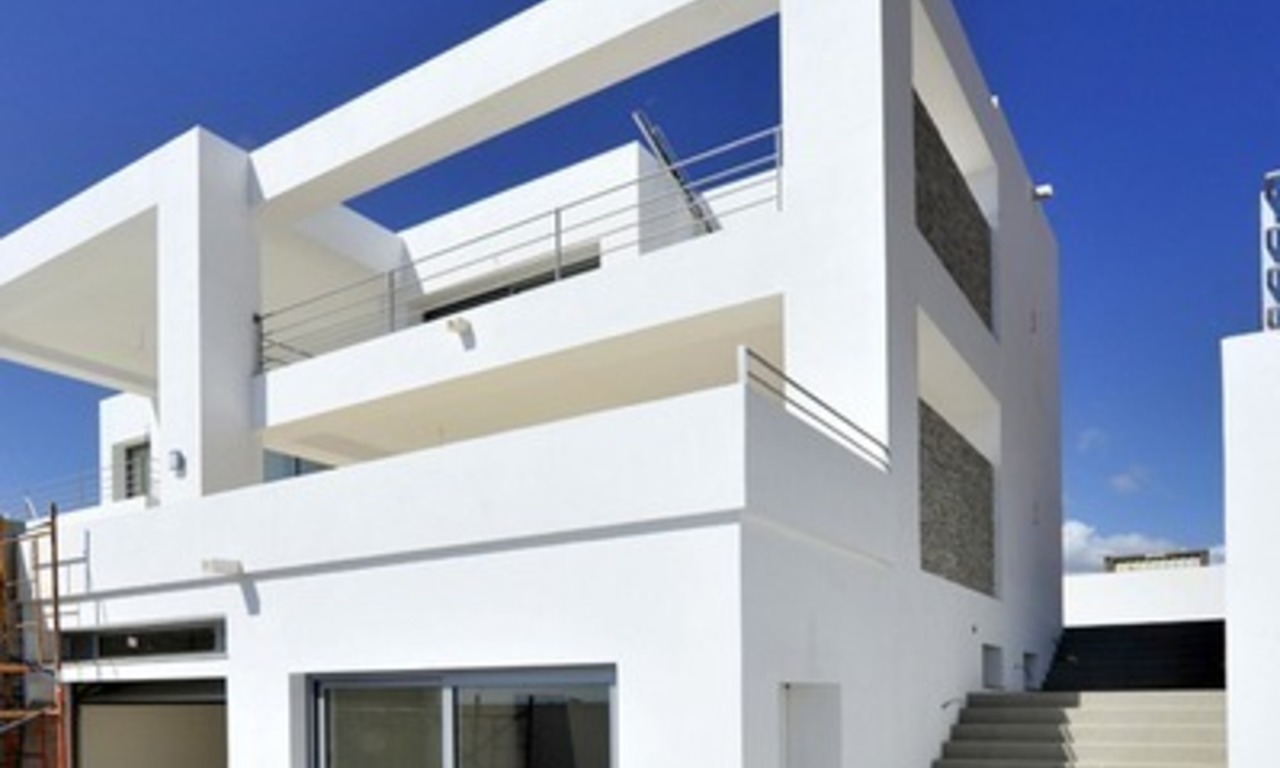 Exclusive contemporary villa for sale in the area of Marbella - Benahavis 3