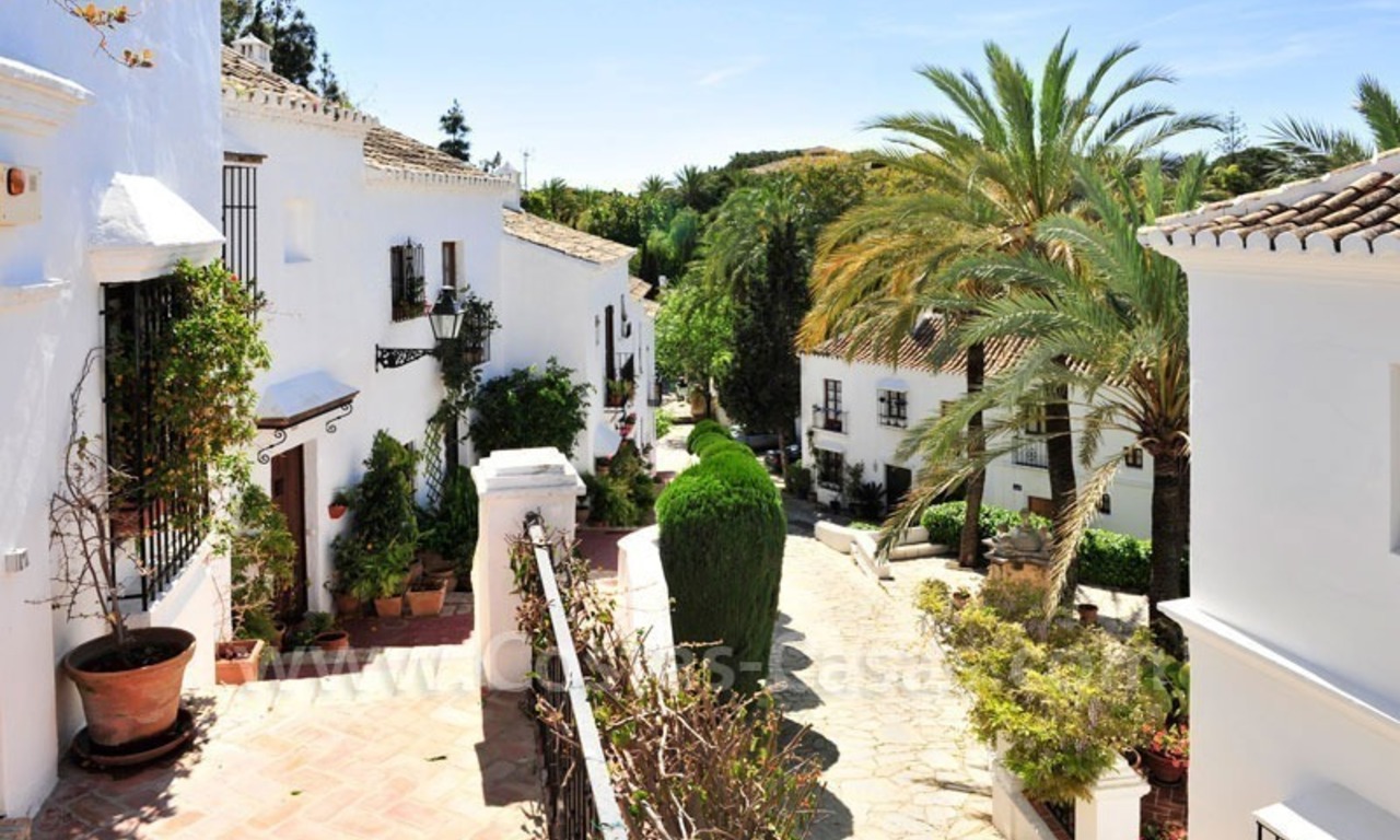 Exclusive apartment for sale in a Andalusian Village in the heart of the Golden Mile, between Marbella and Puerto Banus 3