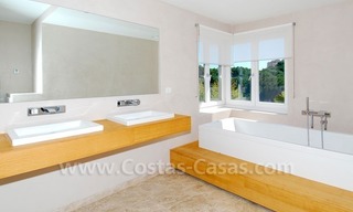 Bargain! Modern villa for sale in Elviria, Marbella east 12