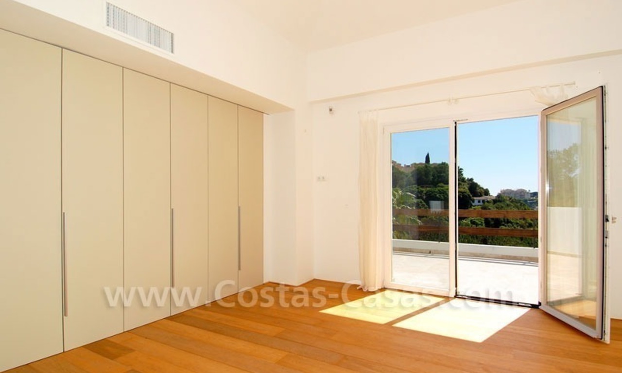 Bargain! Modern villa for sale in Elviria, Marbella east 9