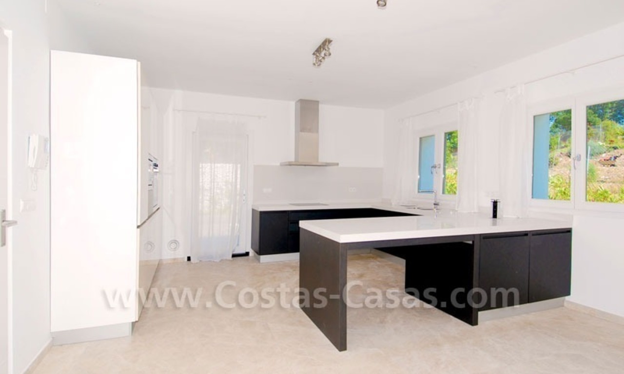 Bargain! Modern villa for sale in Elviria, Marbella east 7