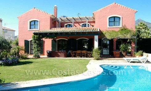 Classical villa to buy in Central Marbella 