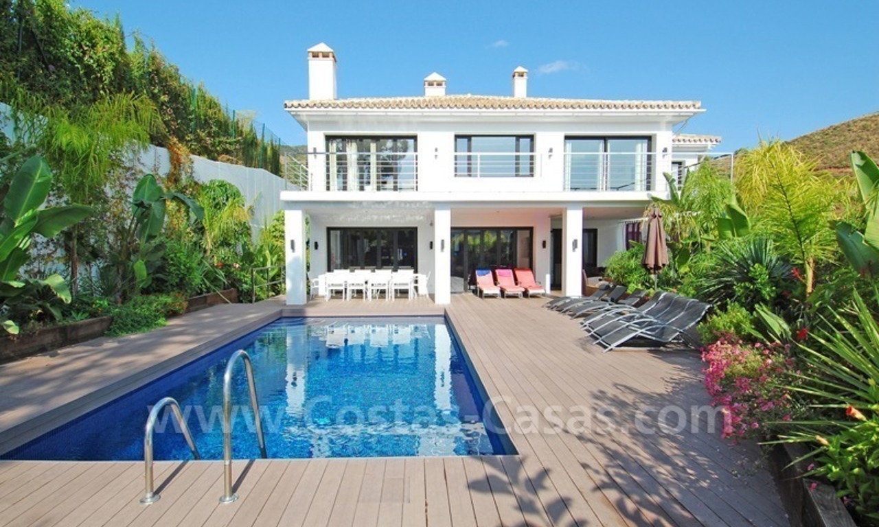 Exclusive contemporary villa to buy in the area of Marbella - Benahavis 1