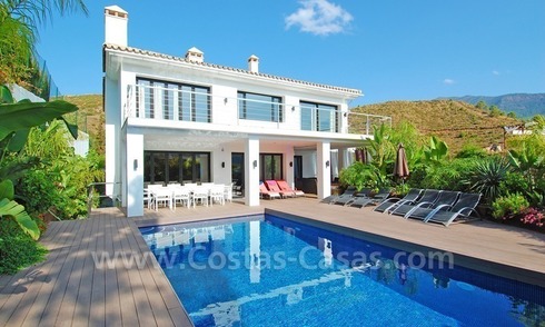 Exclusive contemporary villa to buy in the area of Marbella - Benahavis 