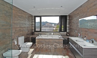 Exclusive contemporary villa to buy in the area of Marbella - Benahavis 16