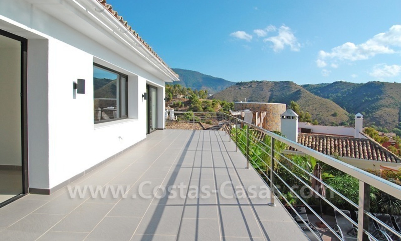 Exclusive contemporary villa to buy in the area of Marbella - Benahavis 18