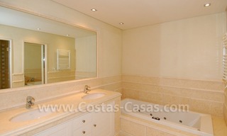Luxury apartment for sale in a beachfront complex on the New Golden Mile in the area between Marbella and Estepona 13