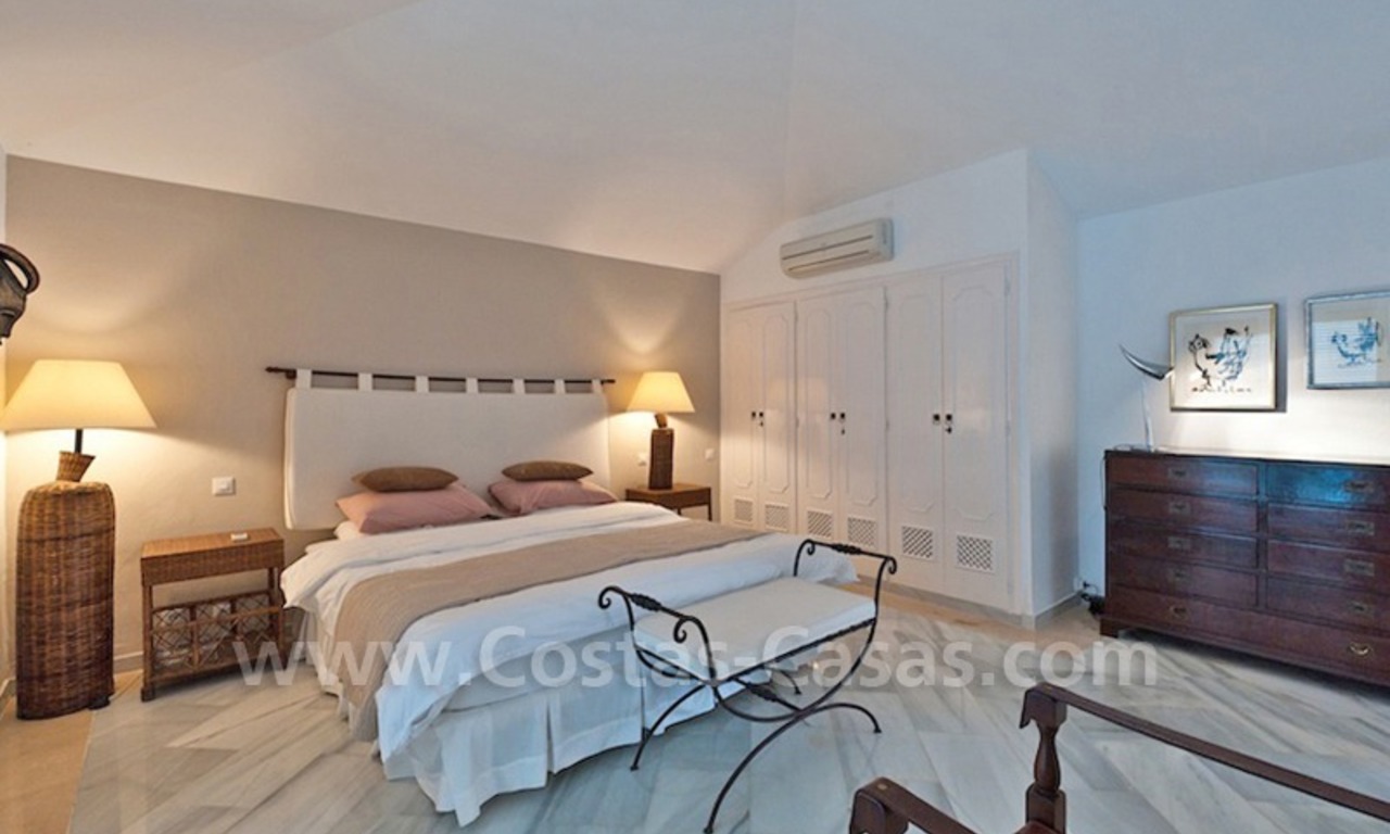 Cozy rustic styled villa to buy in the area of Marbella - Benahavis 10