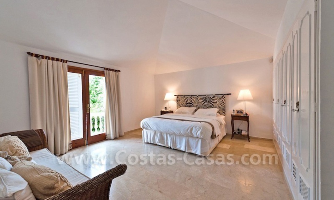 Cozy rustic styled villa to buy in the area of Marbella - Benahavis 11