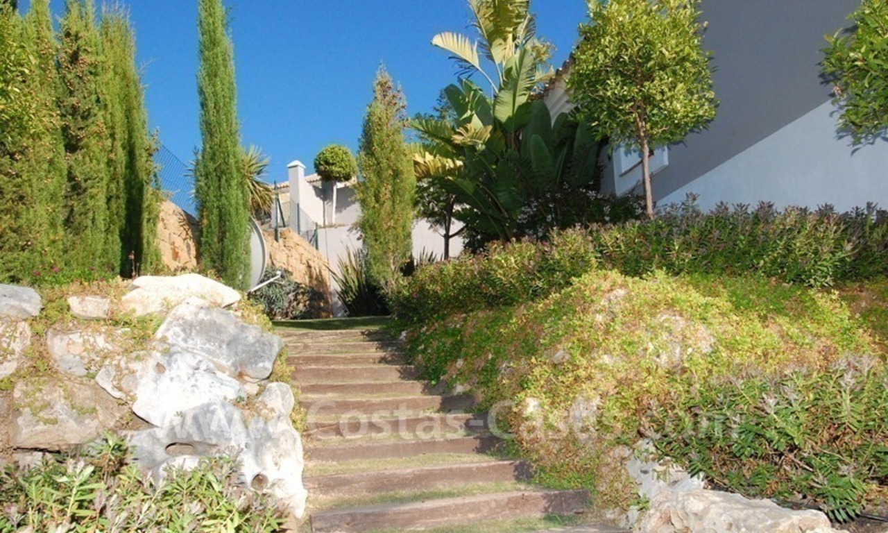 Cozy Mediterranean styled villa to buy in the area of Marbella - Benahavis 7