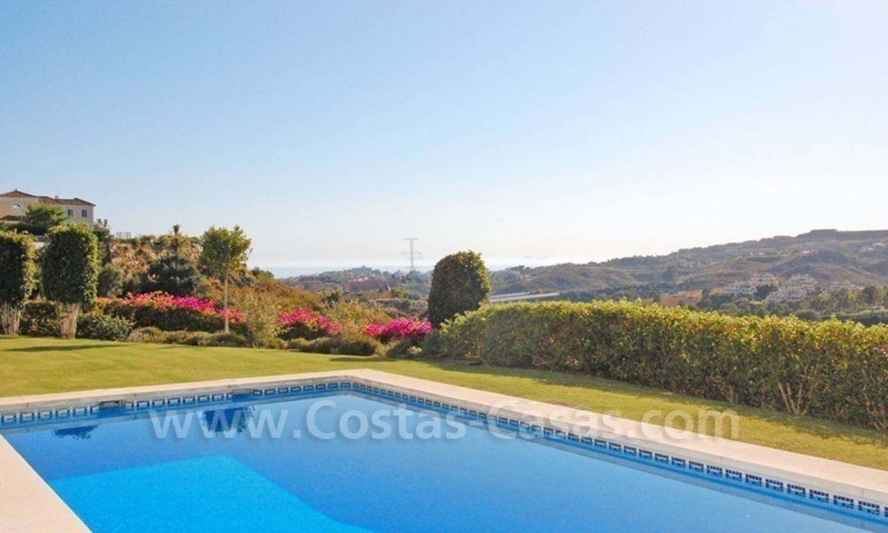 Cozy Mediterranean styled villa to buy in the area of Marbella - Benahavis 4