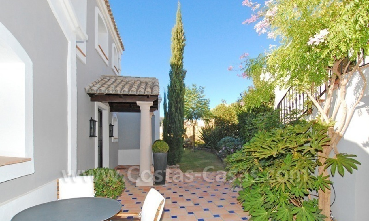 Cozy Mediterranean styled villa to buy in the area of Marbella - Benahavis 9