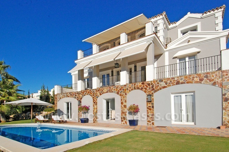 Cozy Mediterranean styled villa to buy in the area of Marbella - Benahavis