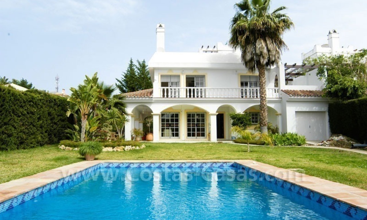 Bargain Andalusian style detached villa to buy in West Marbella 0