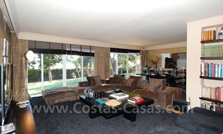 Villa on a large plot for sale on the Golden Mile in Marbella 17