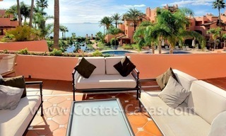 Bargain luxury penthouse apartment for sale, exclusive beachfront complex, New Golden Mile, Marbella - Estepona 3