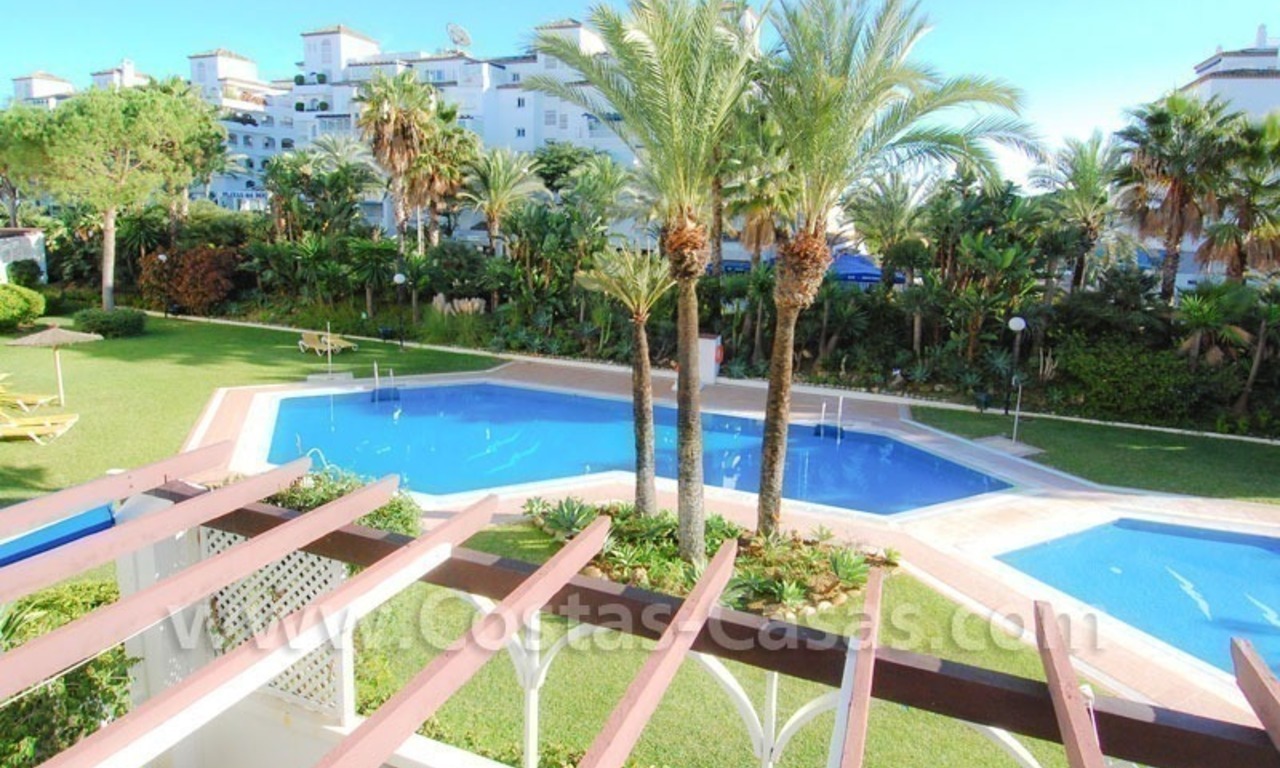 Beachside luxury apartment for sale in Puerto Banus – Marbella 0