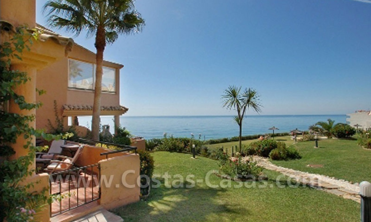 Beachfront house for sale, frontline beach complex in Estepona, Costa del Sol 5