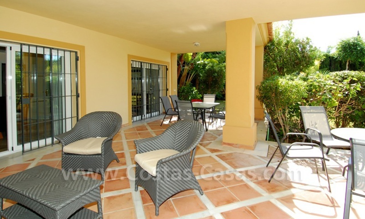 Cozy andalusian villa to buy in Nueva Andalucía - Marbella 3