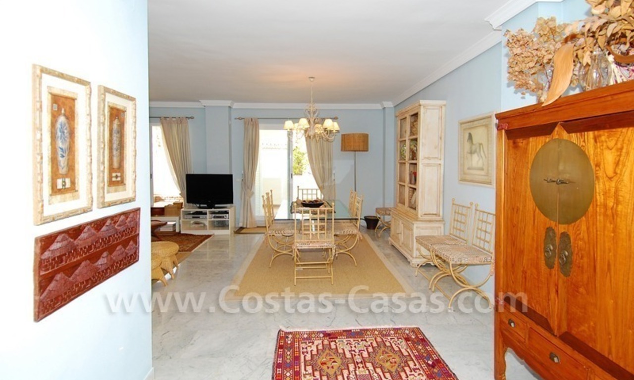 Beachfront townhouse for sale in Marbella 2