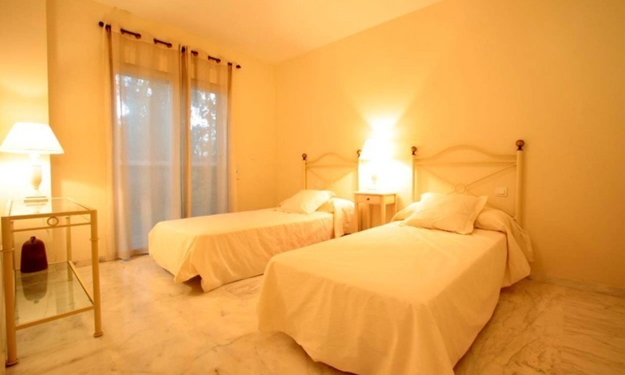 Beachside spacious 4 bedroom garden apartment for sale in Marbella east 7