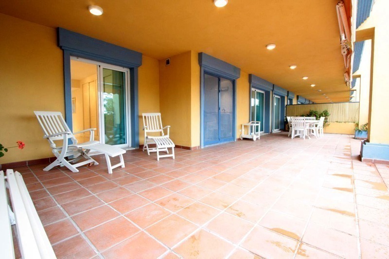 Beachside spacious 4 bedroom garden apartment for sale in Marbella east