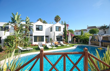 Cozy semi-detached house for sale in beachside San Pedro – Marbella