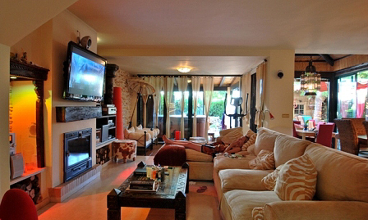 Cozy semi-detached house for sale in beachside San Pedro – Marbella 3