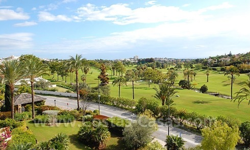 Luxury penthouse apartment for sale in Nueva Andalucia, Marbella 