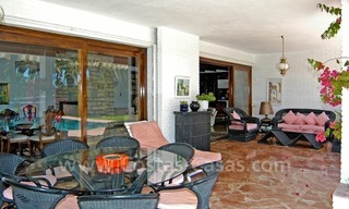 Frontline golf villa for sale in Marbella 8