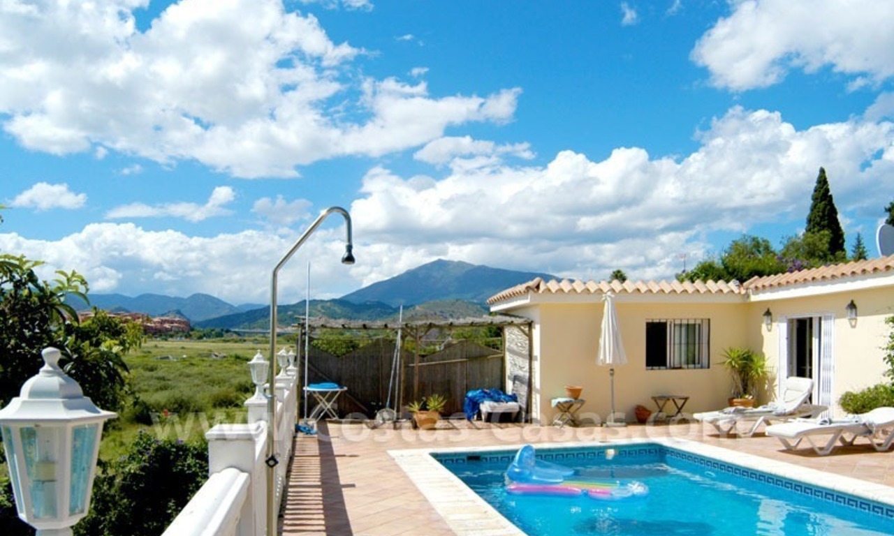Bargain renovated detached villa for sale in Marbella 3