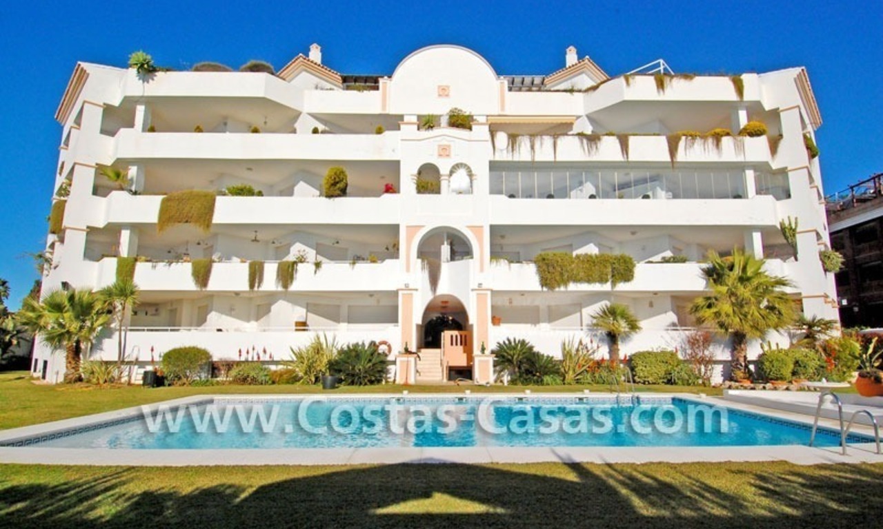 Beach front luxury penthouse apartment to buy in Puerto Banus – Marbella 20