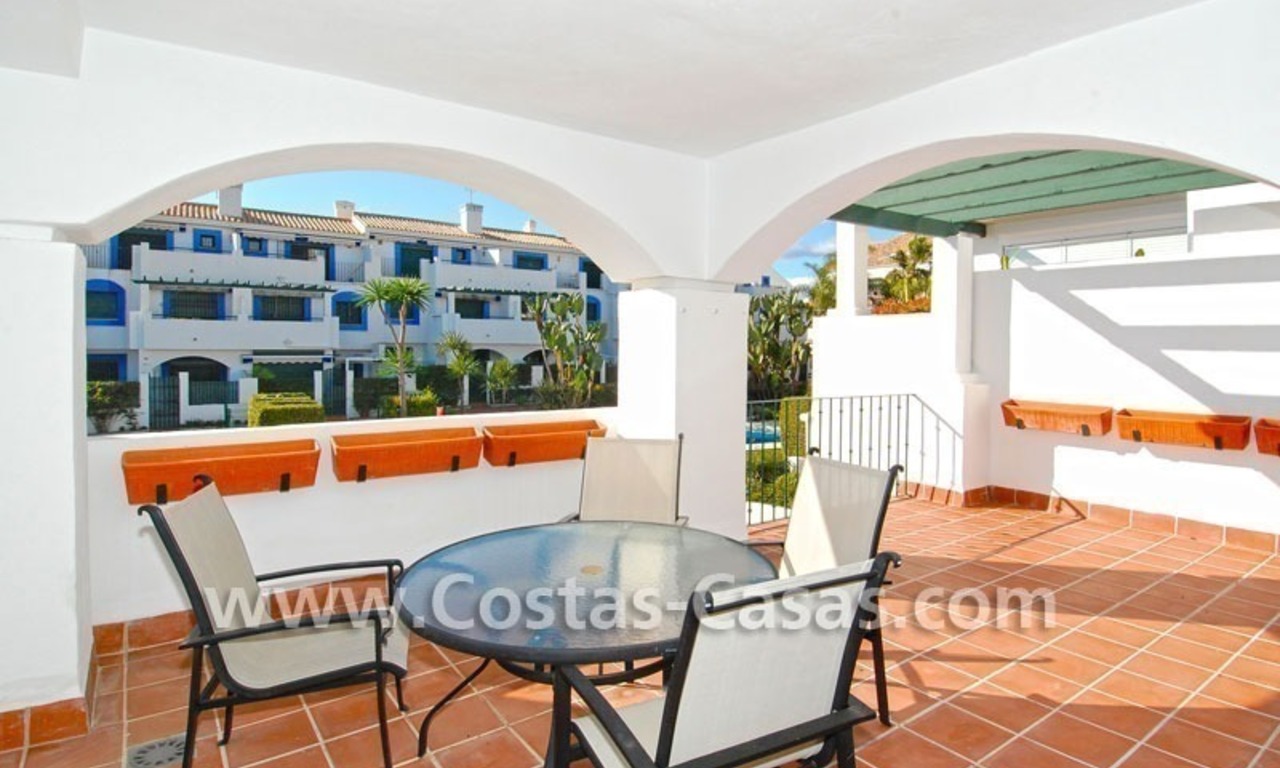 Bargain! Apartment to buy on beach side complex in Marbella 3