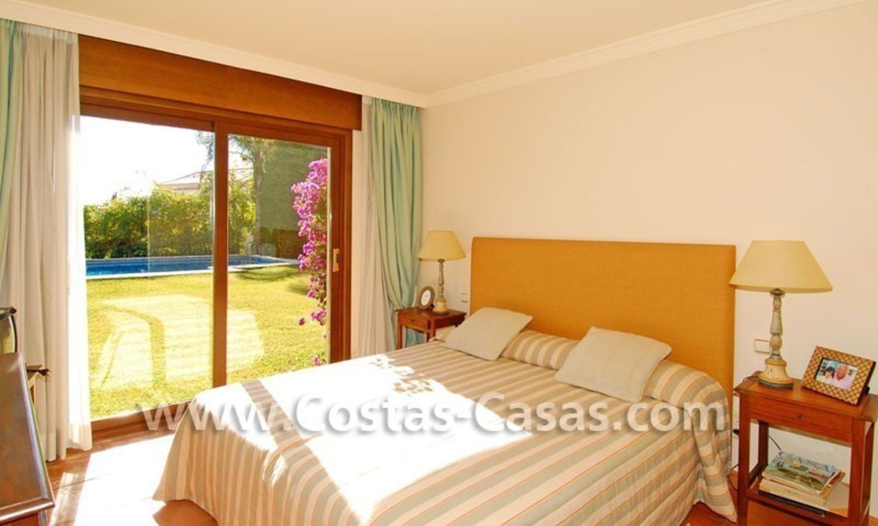 Andalusian style detached villa to buy in a golf resort, New Golden Mile - Marbella - Benahavis - Estepona 14