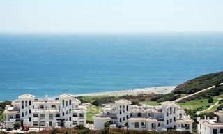 Bargain Luxury frontline golf and first line beach apartments for sale at the Costa del Sol 8