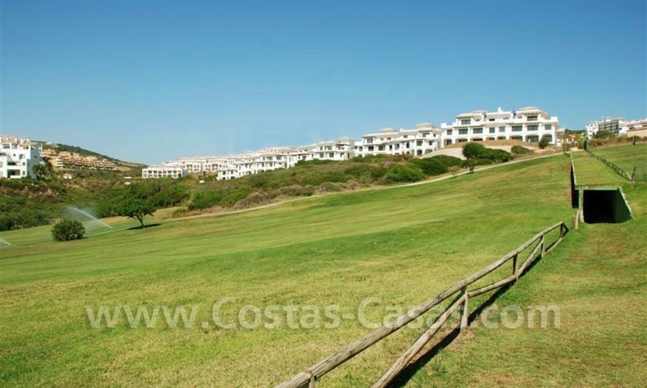 Bargain Luxury frontline golf and first line beach apartments for sale at the Costa del Sol 11