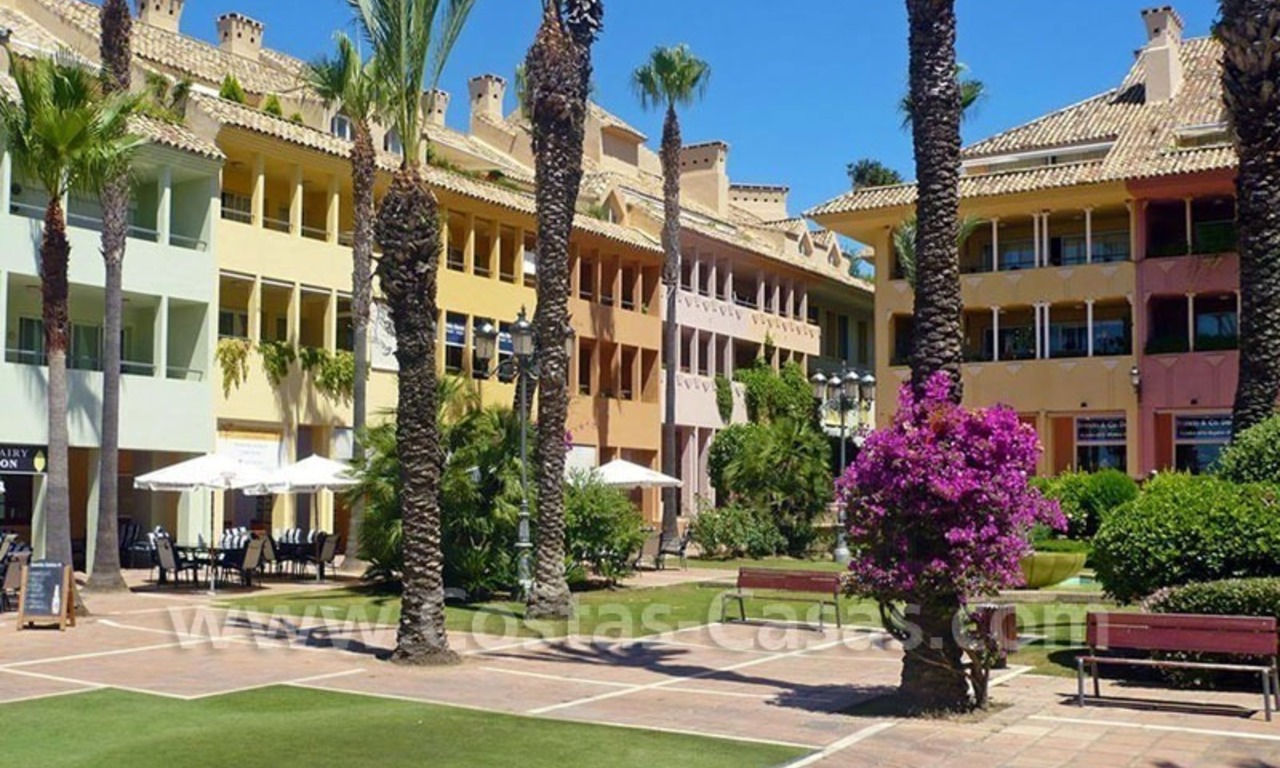 Bargain Luxury frontline golf and first line beach apartments for sale at the Costa del Sol 28