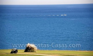 Bargain Luxury frontline golf and first line beach apartments for sale at the Costa del Sol 13