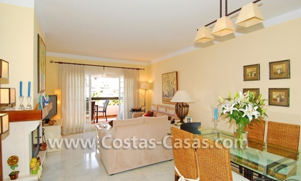 Bargain apartment to buy on beachfront complex in Marbella 3